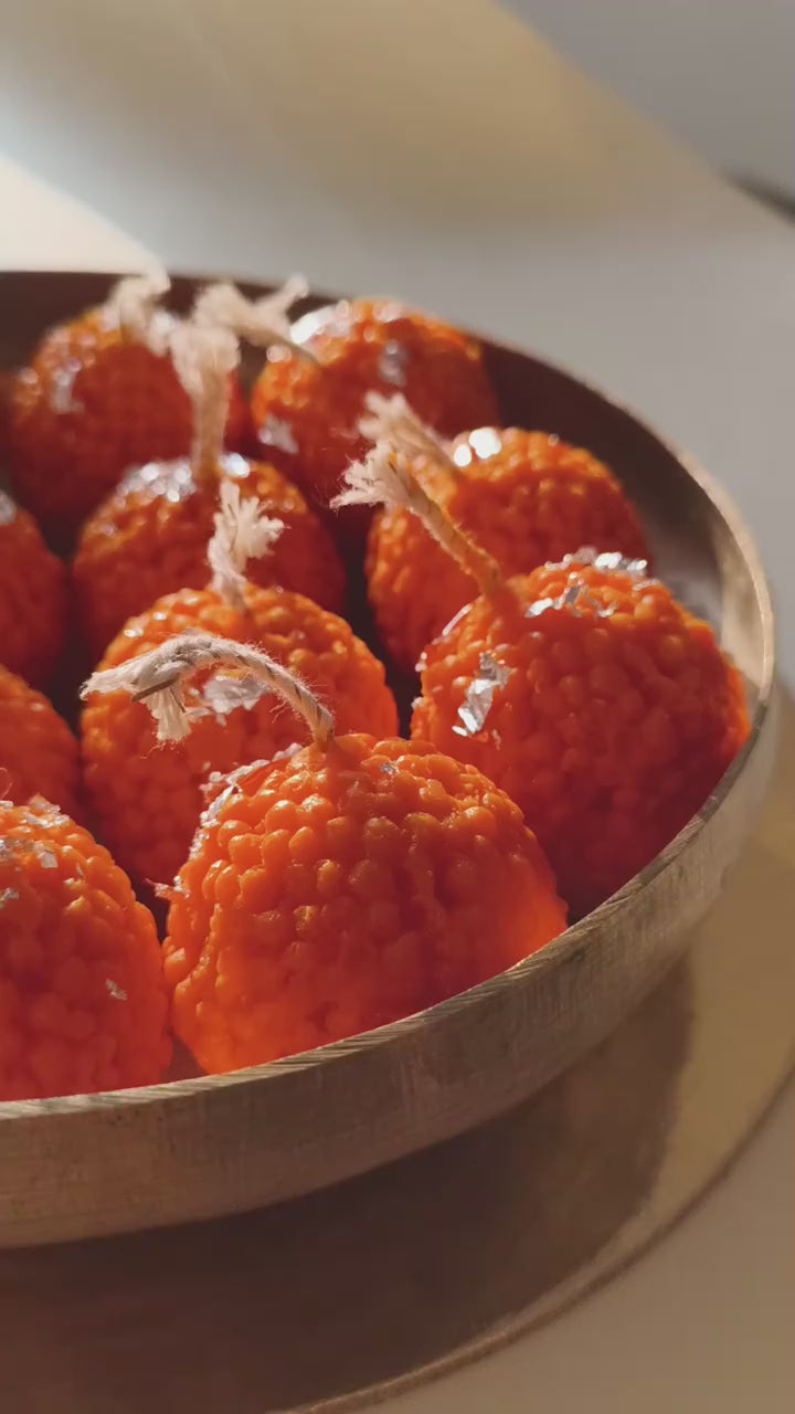 Shahi Motichur Laddoo Candle